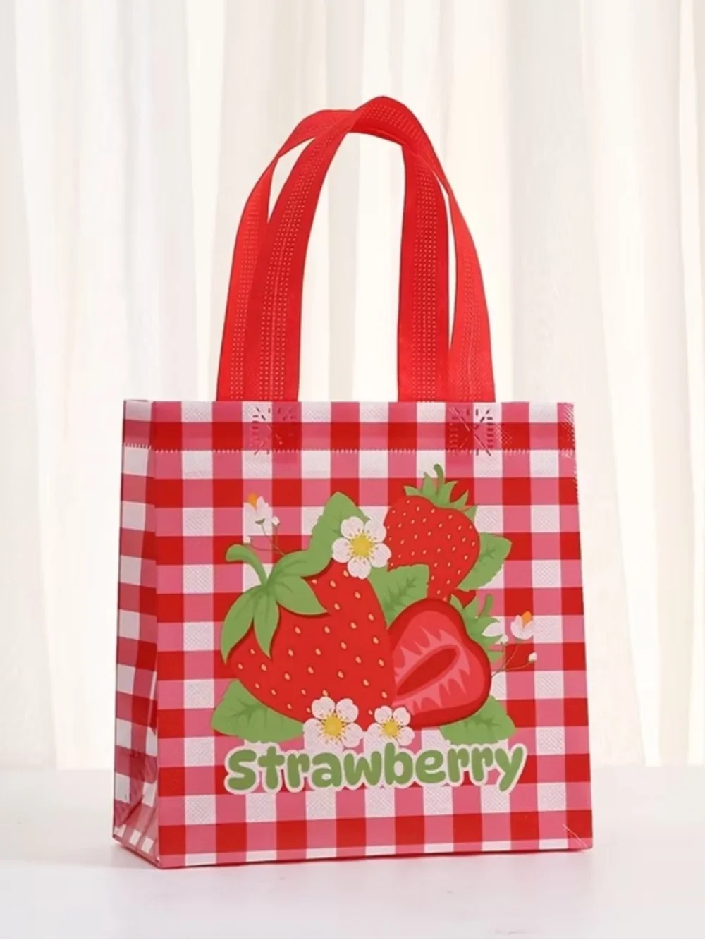 12 Strawberry Reusable Gift Bags Party Favor Tote Bags Tea Party Summer 🍓